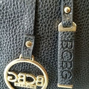 BCBG Bags - BCBG PARIS Reversible Tote. BCBG Bags - BCBG PARIS Reversible Tote.